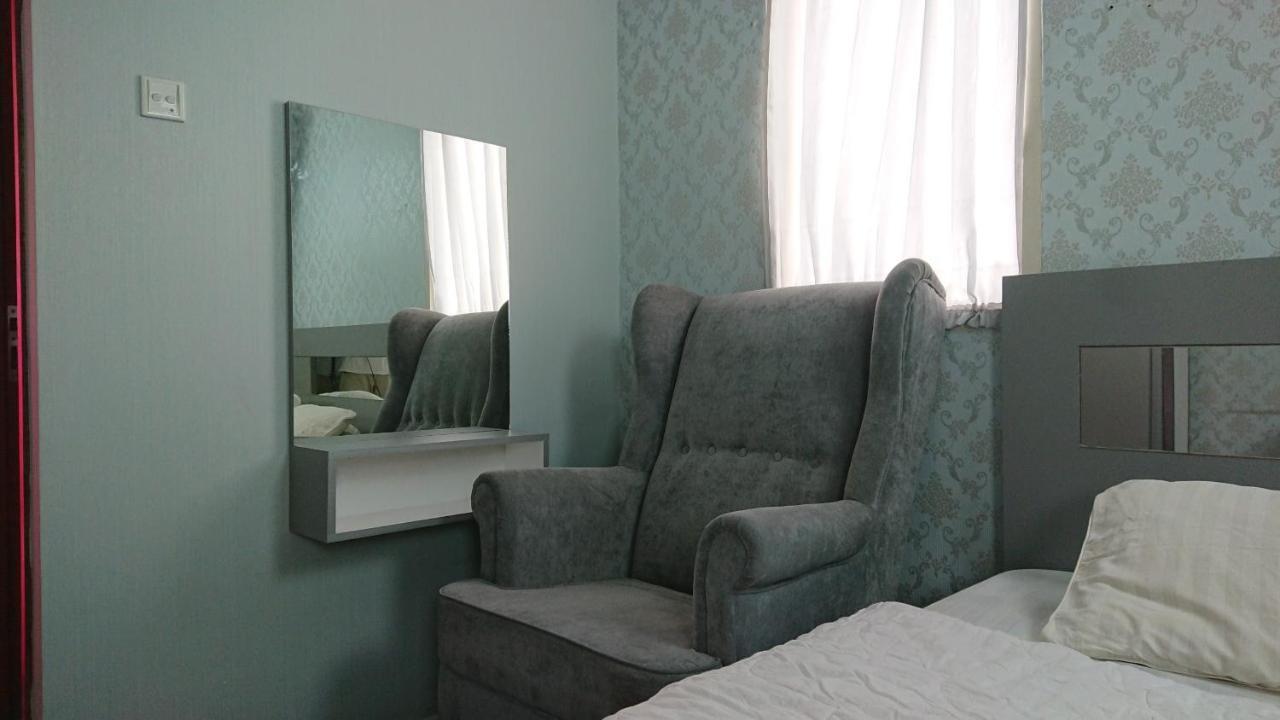 Green Lake View Just Sleep & Cozy Hotel Pondokcabe Hilir ภายนอก รูปภาพ